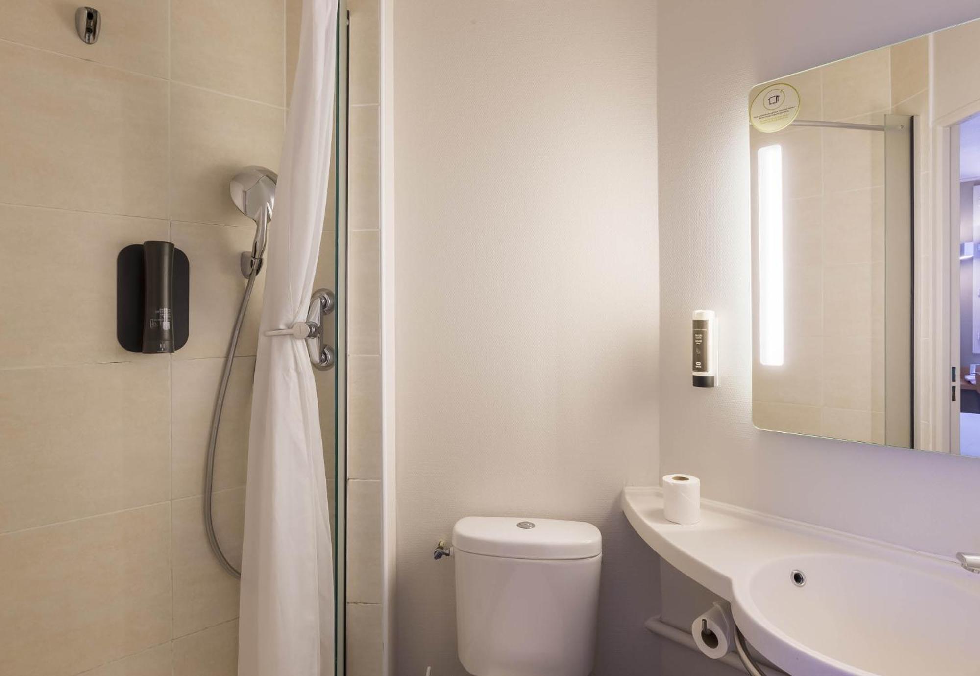 B&B Hotel Auxerre Monéteau Εξωτερικό φωτογραφία